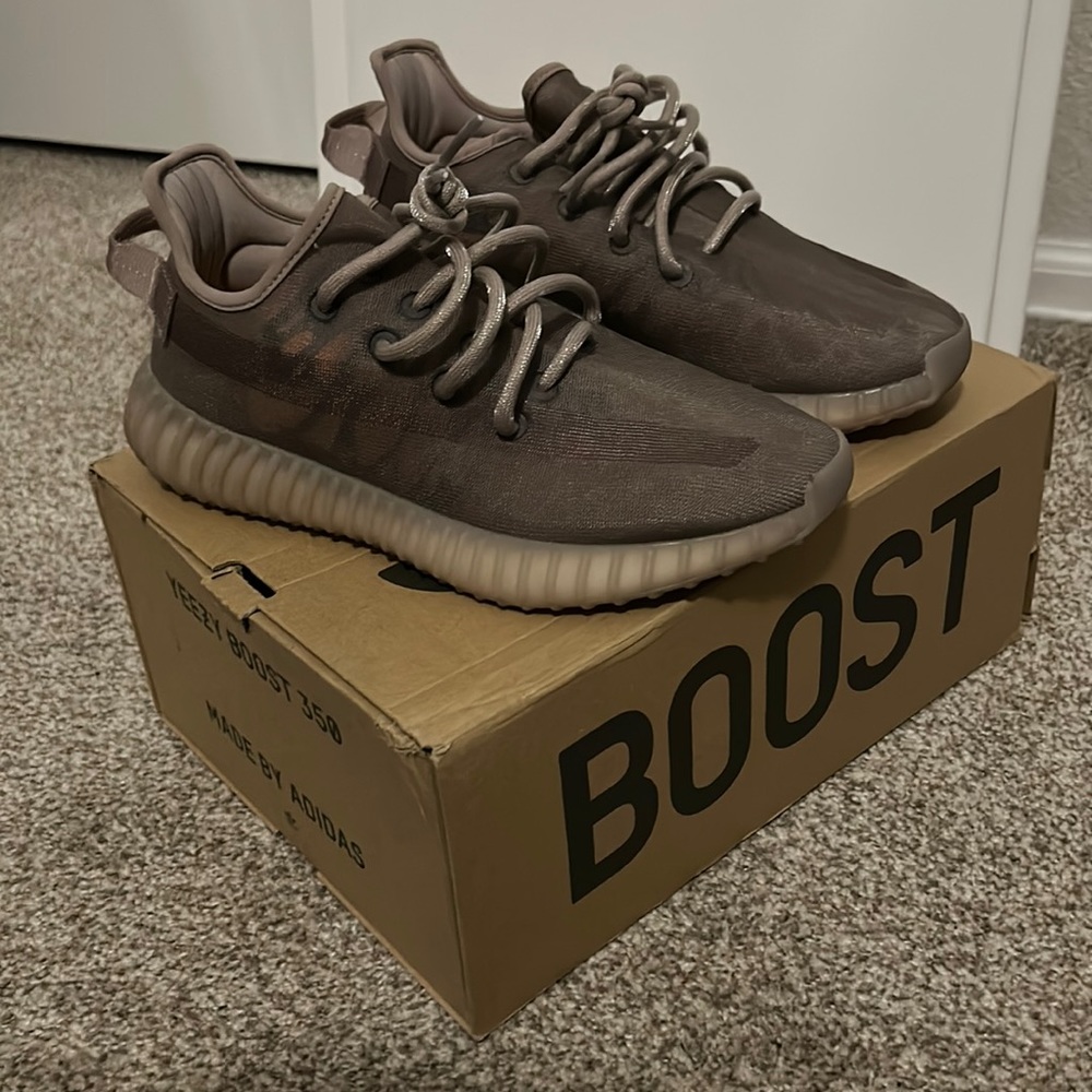 Yeezy boost 350 V2